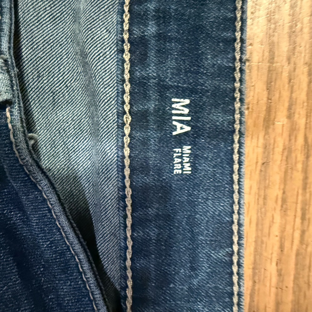 Warp + Weft Women’s MIA Jeans - Picture 4 of 4